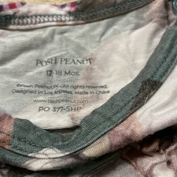 Posh Peanut skulls long-sleeve onesie. Size 12-18 months. - Picture 2 of 3